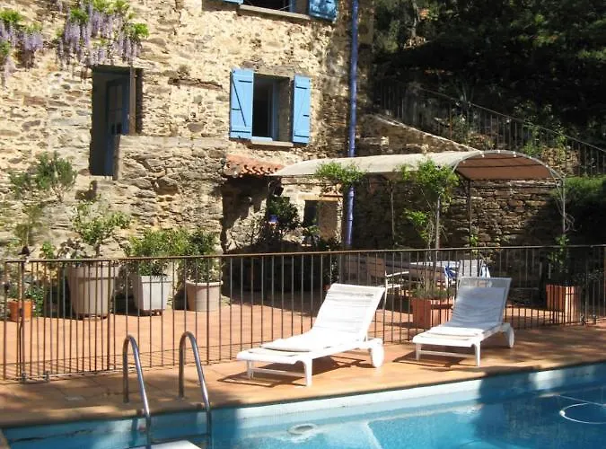 L'oliveraie Des 3 Mas 3*